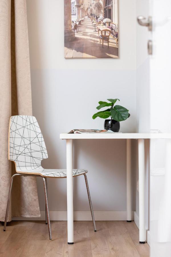 Central Planty Park Apartment Lobzowska By Noclegi Renters كراكوفيا المظهر الخارجي الصورة