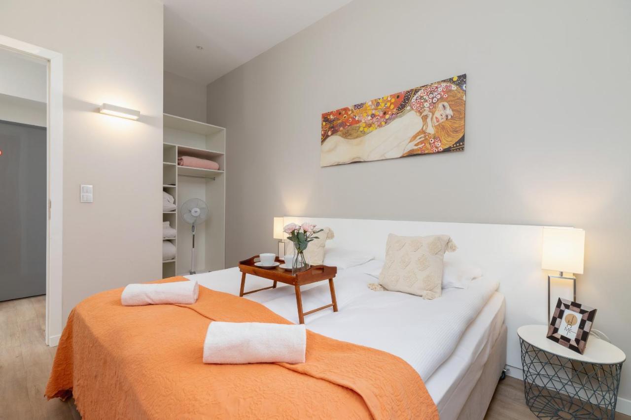 Central Planty Park Apartment Lobzowska By Noclegi Renters كراكوفيا المظهر الخارجي الصورة